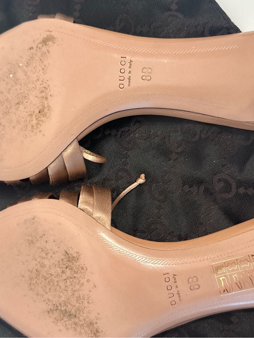 Authentic vintage Gucci Satin Slide Mules in Blush Tan - Picture 12 of 16